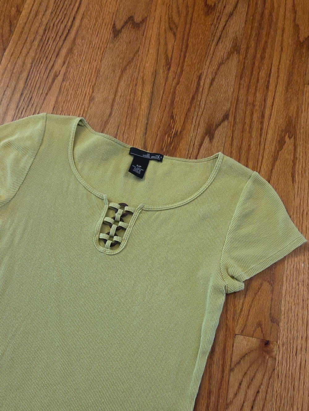 Short Sleeve Scoop Neck Knit Top with Brown Rings  Detail - Olive Green Size: SP